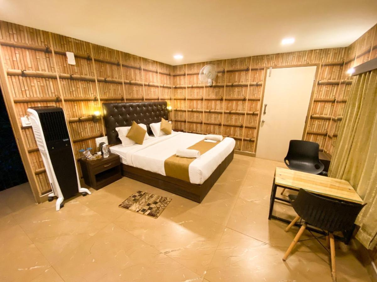 Misty Rain Estate Hotel Мадикери Екстериор снимка