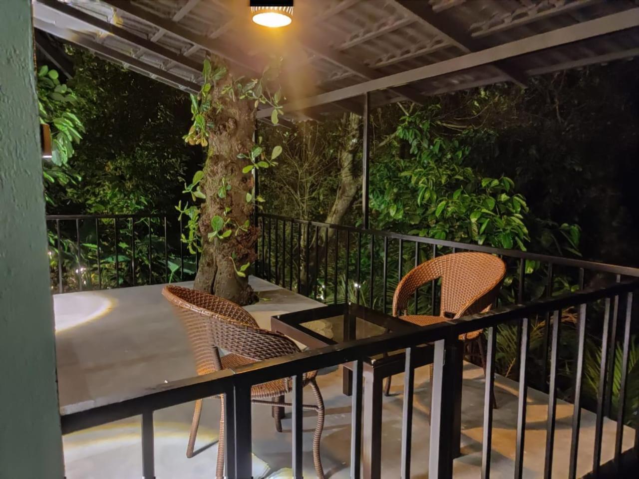 Misty Rain Estate Hotel Мадикери Екстериор снимка